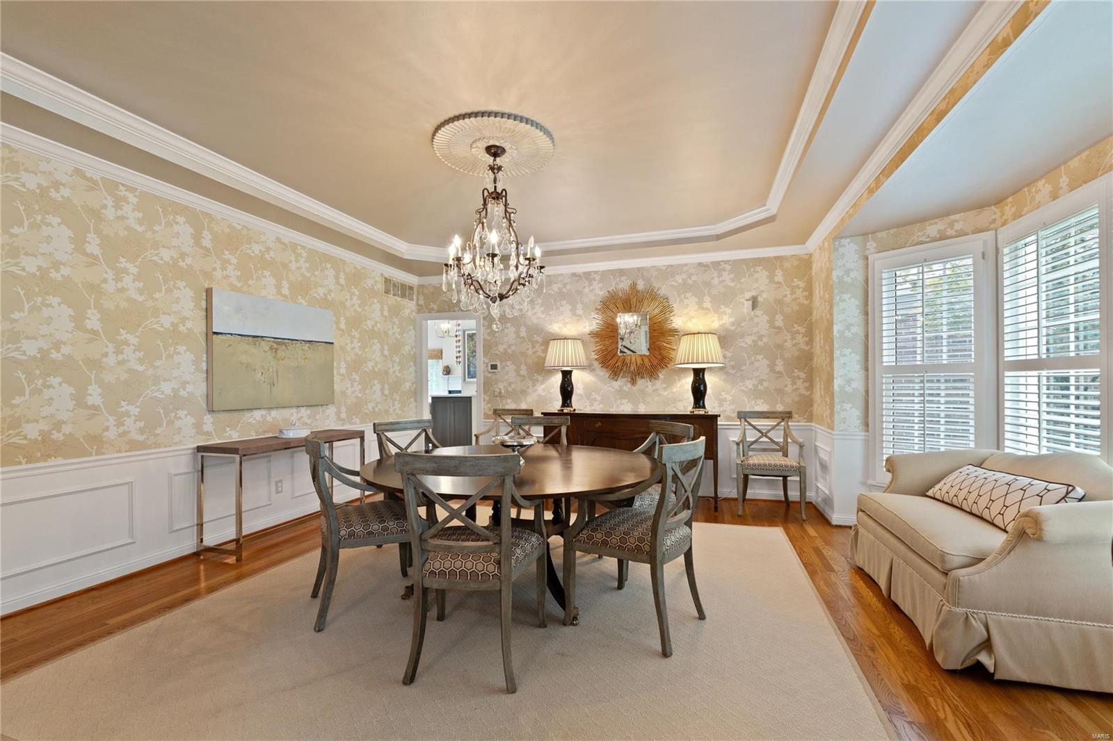422 Rolling View Road Creve Coeur, MO 63141 - Photo 7 of 53 Gallery Image 7