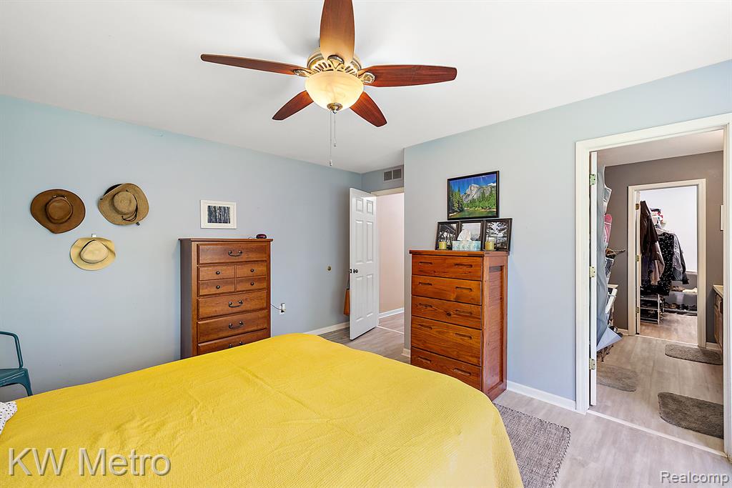 519 Bolinger Street Rochester Hills, MI 48307 - Photo 36 of 49
