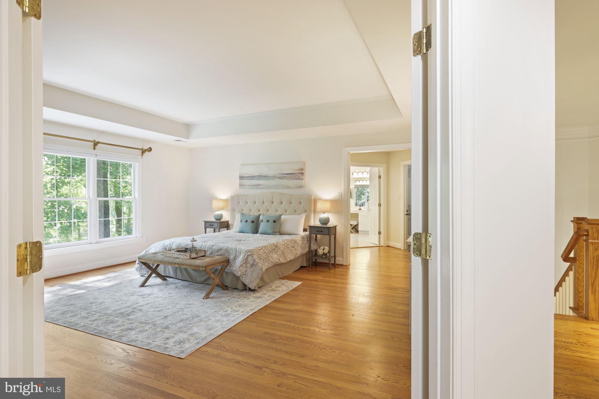 9448 Seven Locks Road Bethesda, MD 20817 - Photo 26 of 46 Wonderfully large Owners Suite