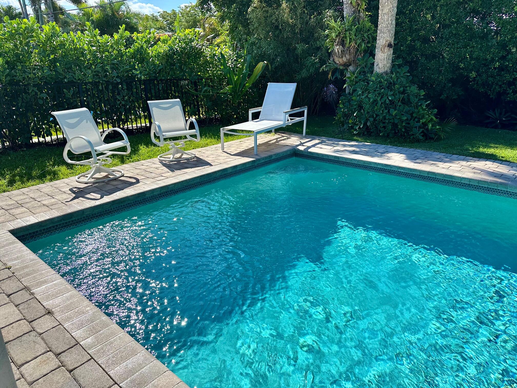 1111 Tamarind Way Boca Raton, FL 33486 - Photo 6 of 25 Beautiful back yard