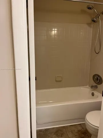 $1,700 | 4501 West McNab Road, Unit 19, Pompano Beach, FL 33069