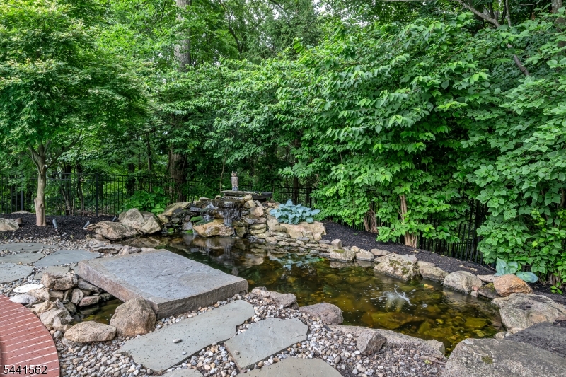 4 Ashley Drive Flanders, NJ 07836 - Photo 15 of 48