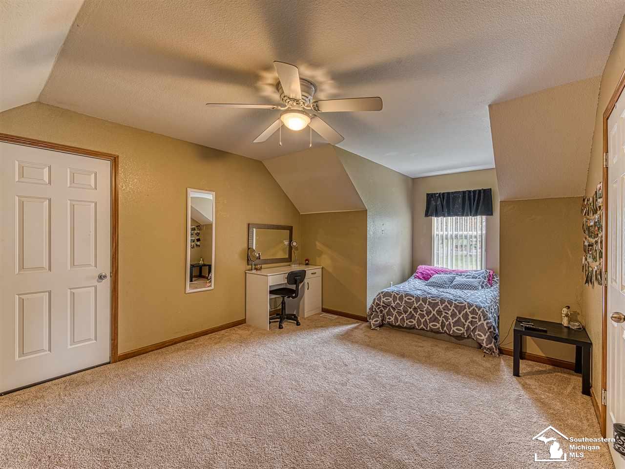 8837 Crabb Road Temperance, MI 48182 - Photo 12 of 17