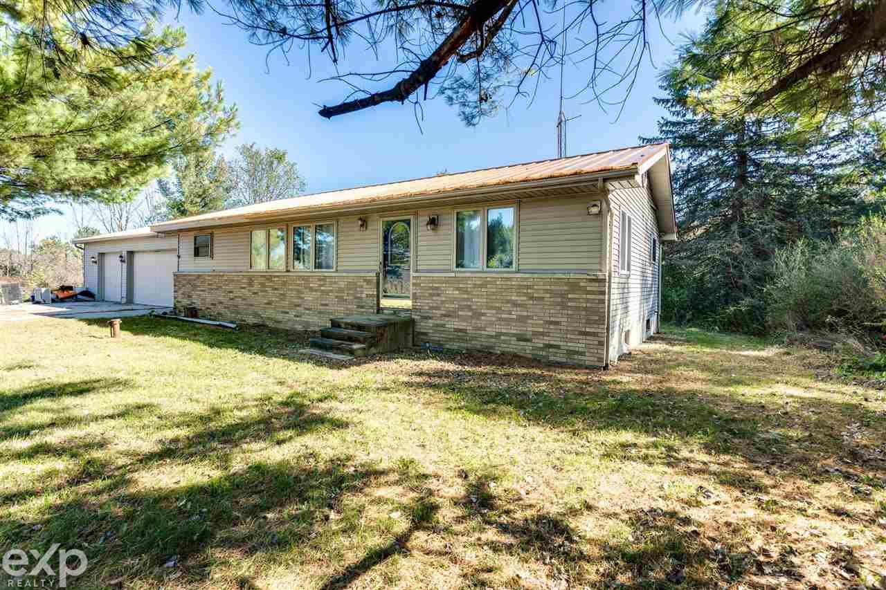 7066 Cribbins Road Jeddo, MI 48032 - Photo 2 of 34