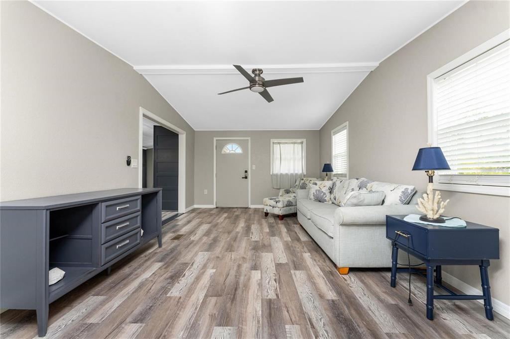 15430 Olive Circle Punta Gorda, FL 33955 - Photo 7 of 51