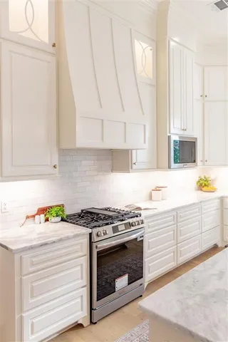 $609,500 | 2242 Nikal Drive, Lake Charles, LA 70605