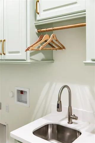 $609,500 | 2242 Nikal Drive, Lake Charles, LA 70605