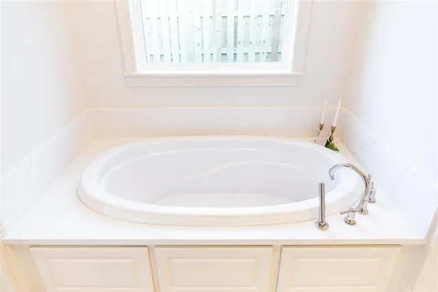 $609,500 | 2242 Nikal Drive, Lake Charles, LA 70605