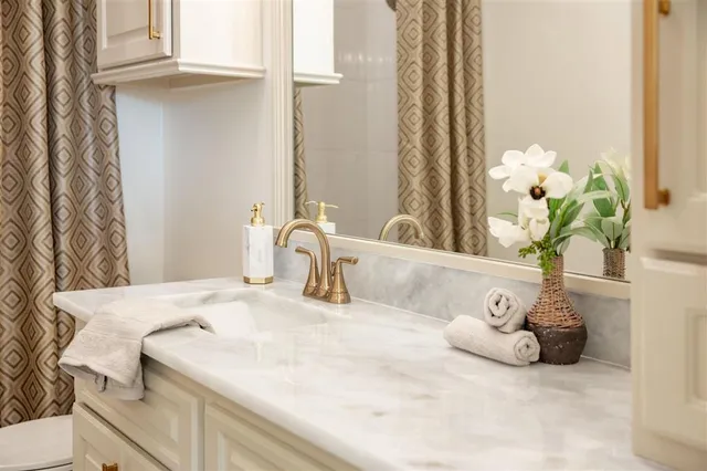 $609,500 | 2242 Nikal Drive, Lake Charles, LA 70605