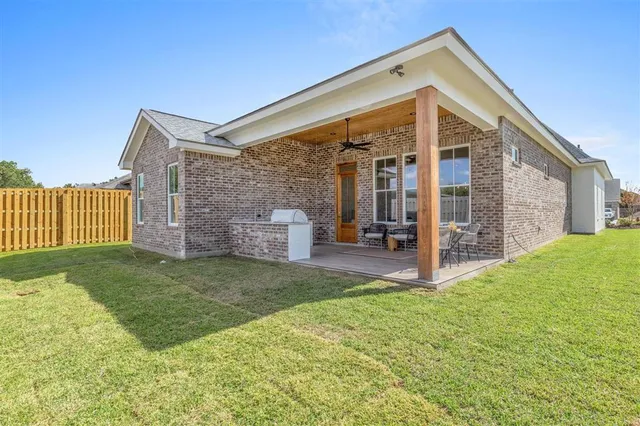 $609,500 | 2242 Nikal Drive, Lake Charles, LA 70605