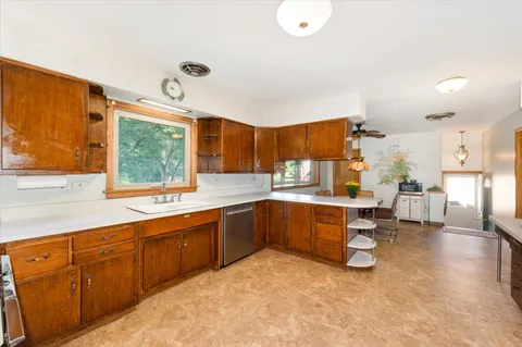 $399,900 | 418 East End Avenue, Hillside, IL 60162