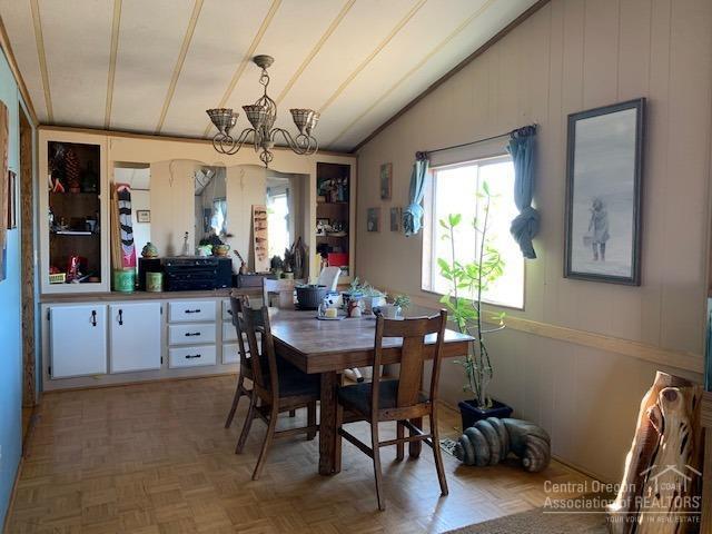 16505 Southwest Alfalfa Road Powell Butte, OR 97753 - Photo 11 of 25 Dining room
