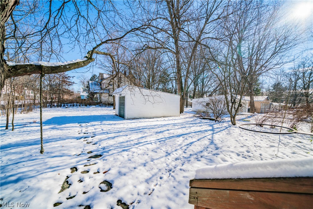 841 Englewood Road Cleveland Heights, OH 44121 - Photo 29 of 34