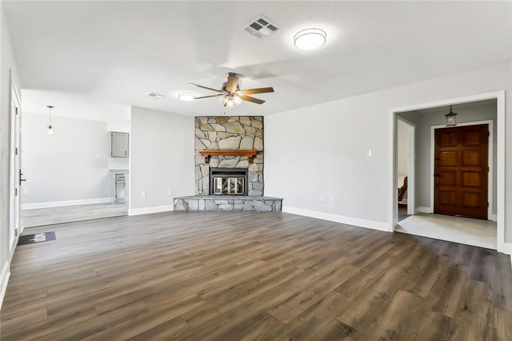 8715 Southdown Lane River Ridge, LA 70123 - Photo 4 of 17