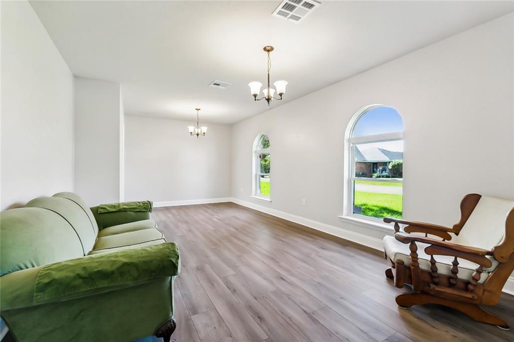 8715 Southdown Lane River Ridge, LA 70123 - Photo 6 of 17