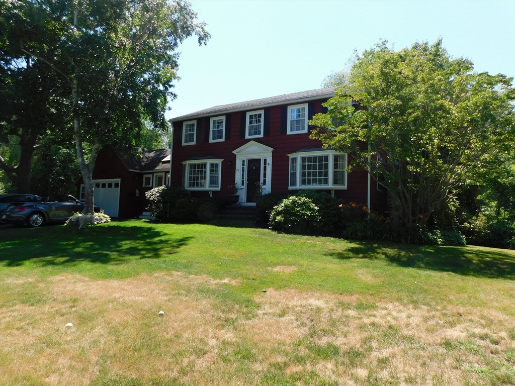 29 Howard Street Hamilton, MA 01982 - Photo 2 of 27