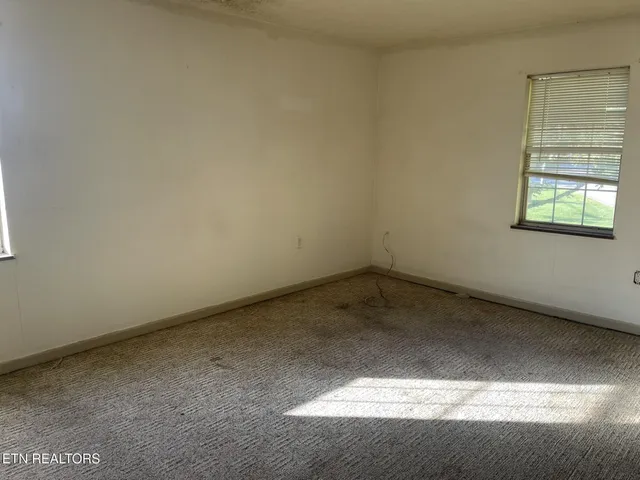 $299,900 | 4505 Sing Lane, Louisville, TN 37777