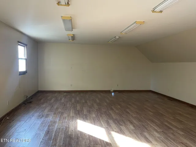 $299,900 | 4505 Sing Lane, Louisville, TN 37777