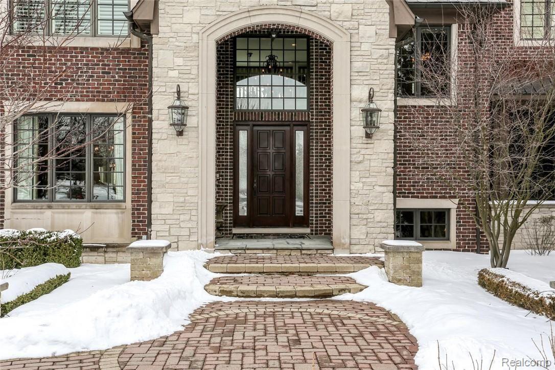 4676 Wind Ridge Court Rochester, MI 48306 - Photo 67 of 67 67 - Welcome Home.jpg