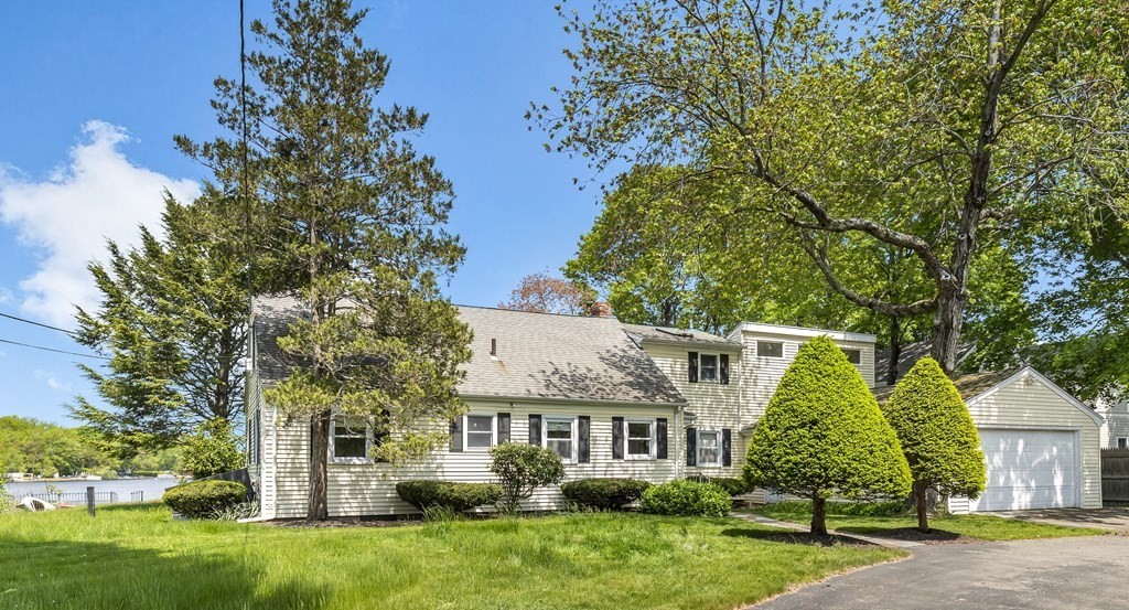 24 Beach Road Sharon, MA 02067 - Photo 3 of 17 Gallery Image 3