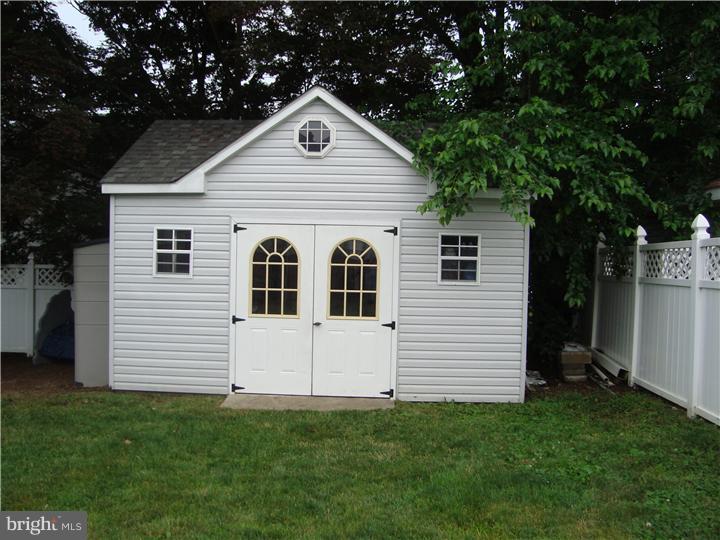 3828 Andrea Road Philadelphia, PA 19154 - Photo 17 of 17 Storage Shed