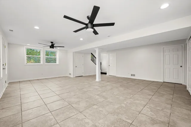 $309,000 | 171 Lake Shore Drive, Carpentersville, IL 60110