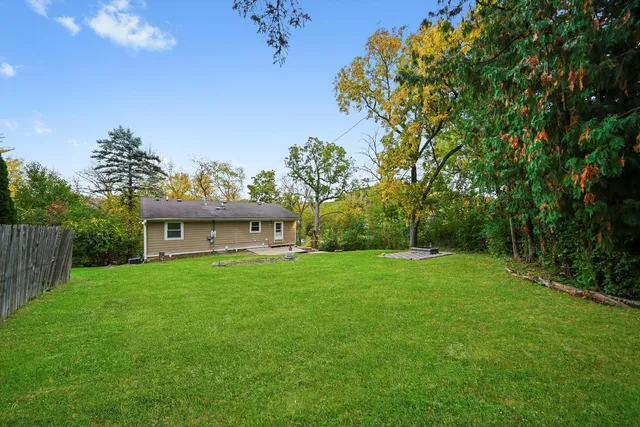 $309,000 | 171 Lake Shore Drive, Carpentersville, IL 60110