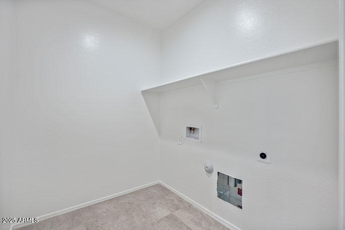 8535 West Clemente Way Florence, AZ 85132 - Photo 16 of 36 14_Laundry