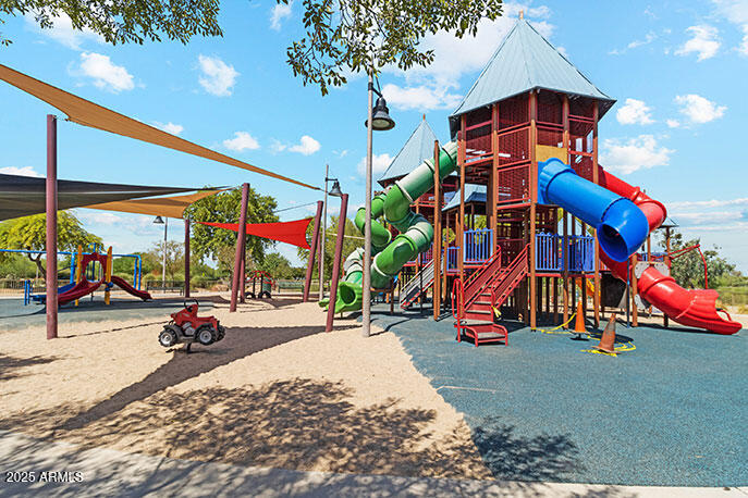 8535 West Clemente Way Florence, AZ 85132 - Photo 28 of 36 10_Playground