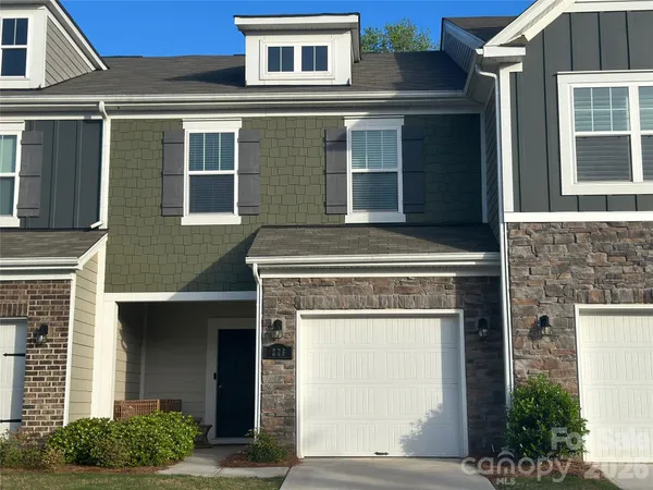 $375,000 | 226 Harpers Run Lane, Matthews, NC 28104
