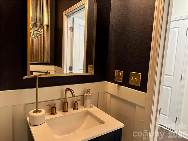 $375,000 | 226 Harpers Run Lane, Matthews, NC 28104
