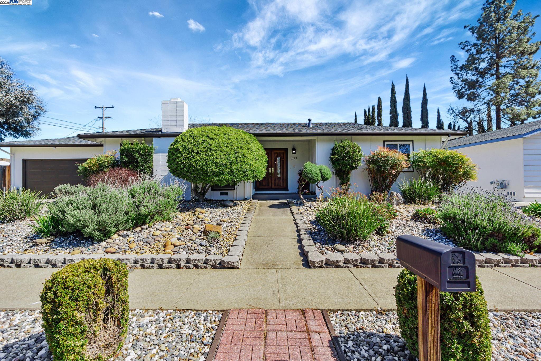 1224 Sheridan Road Concord, CA 94518 - Photo 1 of 1 a view of a back yard of the house