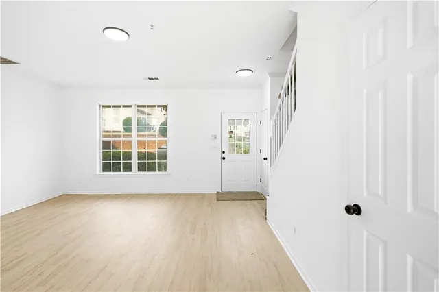 $349,000 | 2135 Kilmington Square, Alpharetta, GA 30009