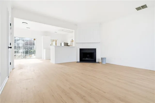 $349,000 | 2135 Kilmington Square, Alpharetta, GA 30009