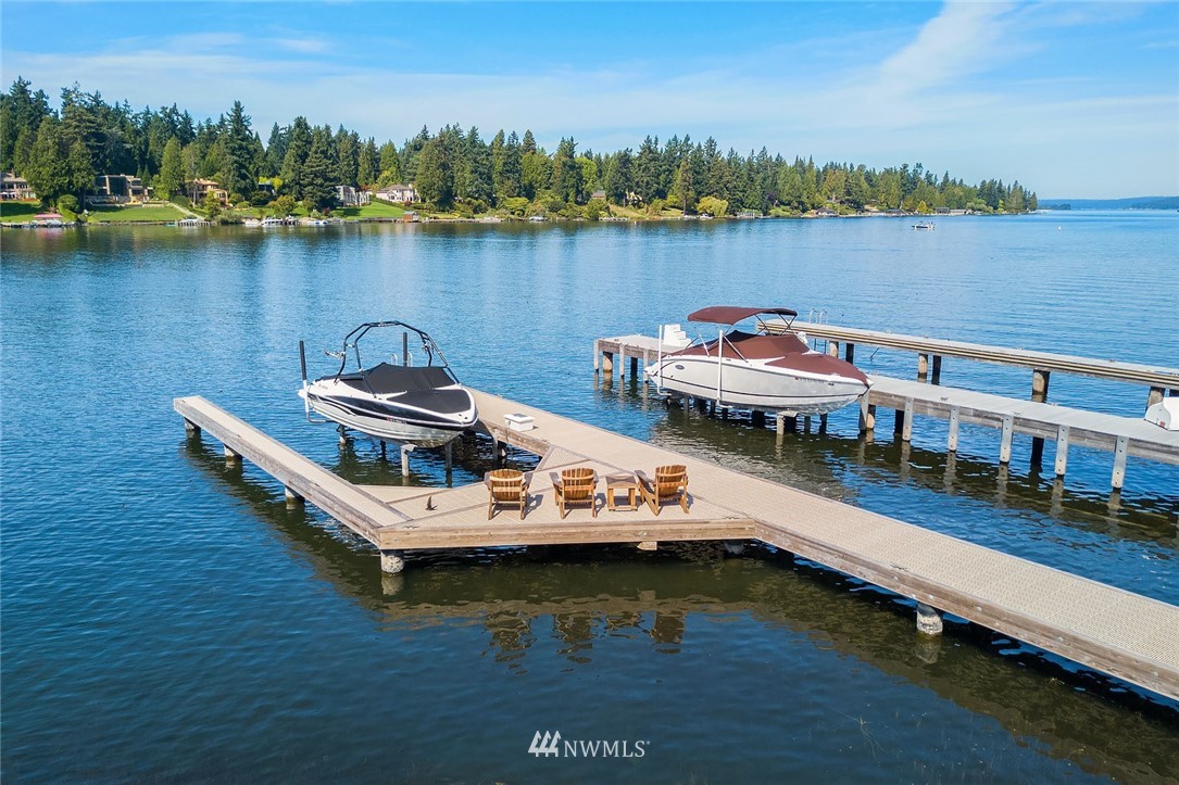 8809 Northeast 34th Street Yarrow Point, WA 98004 - Photo 7 of 7