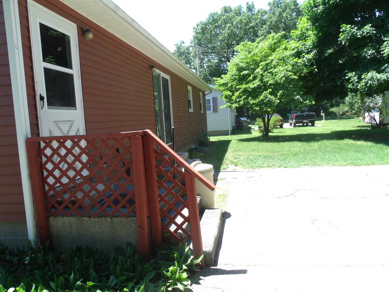 903 East Culver Road Knox, IN 46534 - Photo 3 of 14 Gallery Image 3