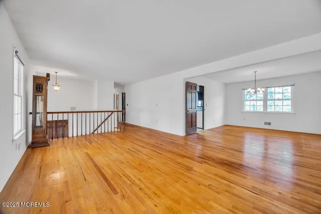 $799,000 | 185 Ballantine Road, Middletown, NJ 07748