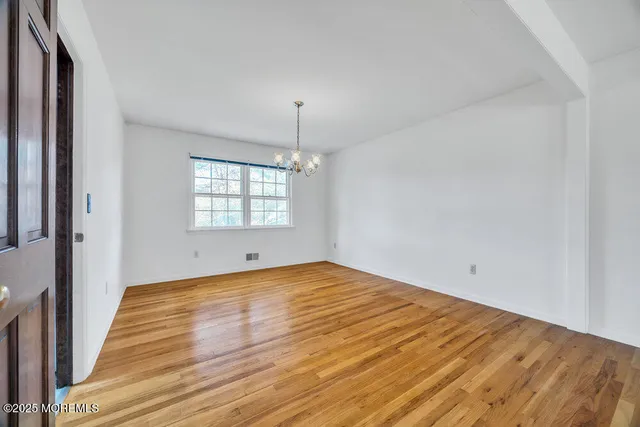 $799,000 | 185 Ballantine Road, Middletown, NJ 07748