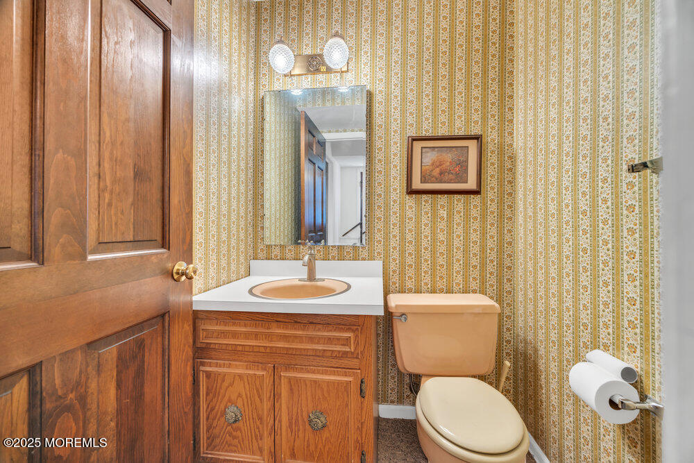 185 Ballantine Road Middletown, NJ 07748 - Photo 22 of 39 030_2m1a7260_733