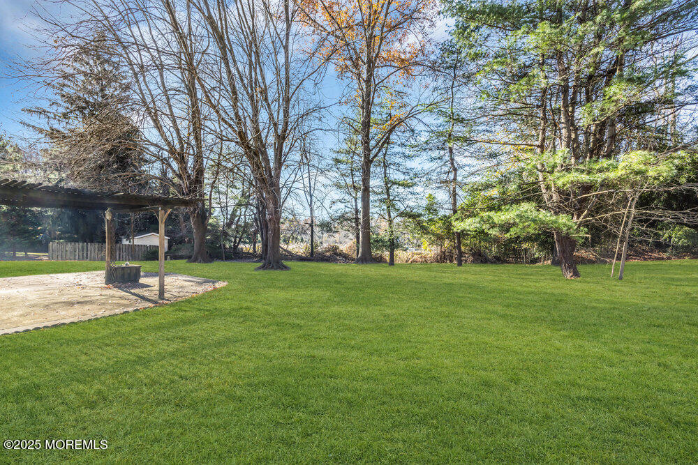 185 Ballantine Road Middletown, NJ 07748 - Photo 37 of 39 039_2m1a7145-1_987