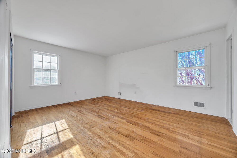 185 Ballantine Road Middletown, NJ 07748 - Photo 6 of 39 024_2m1a7225_589