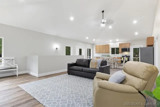 $675,000 | 500 Big Cedar Drive, Camdenton, MO 65020