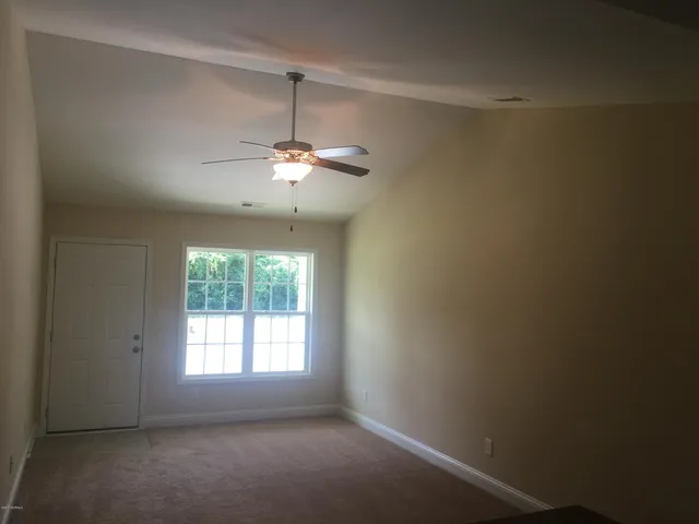 $1,100 | 115 Oyster Lane, Hubert, NC 28539