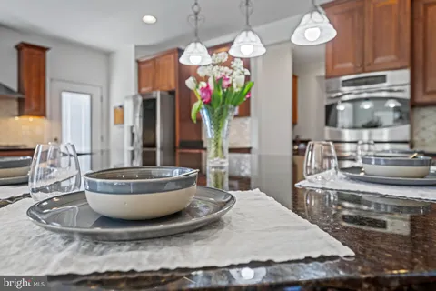 $1,050,000 | 8114 Kylemore Way, Ellicott City, MD 21043