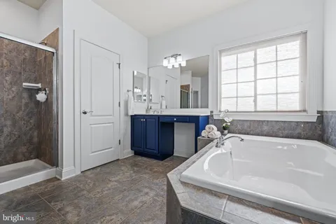 $1,050,000 | 8114 Kylemore Way, Ellicott City, MD 21043