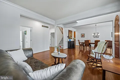 $1,050,000 | 8114 Kylemore Way, Ellicott City, MD 21043