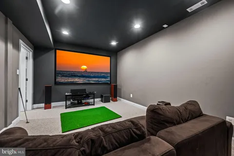 $1,050,000 | 8114 Kylemore Way, Ellicott City, MD 21043