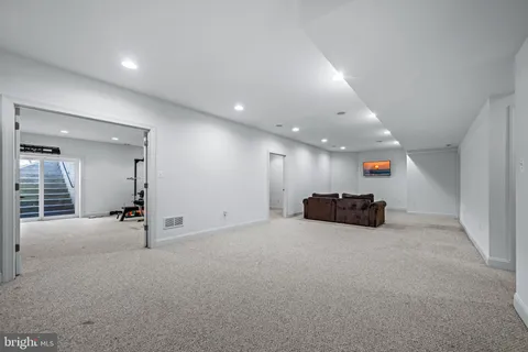 $1,050,000 | 8114 Kylemore Way, Ellicott City, MD 21043