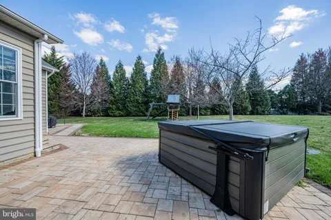 $1,050,000 | 8114 Kylemore Way, Ellicott City, MD 21043