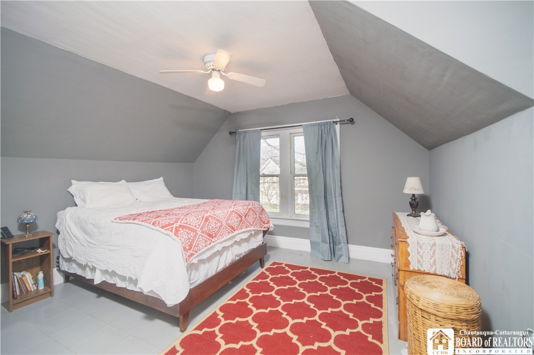 23 North Beagle Street Dunkirk, NY 14048 - Photo 18 of 34